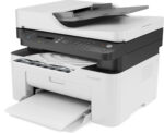 HP Laser MFP 137fnw vue de profil